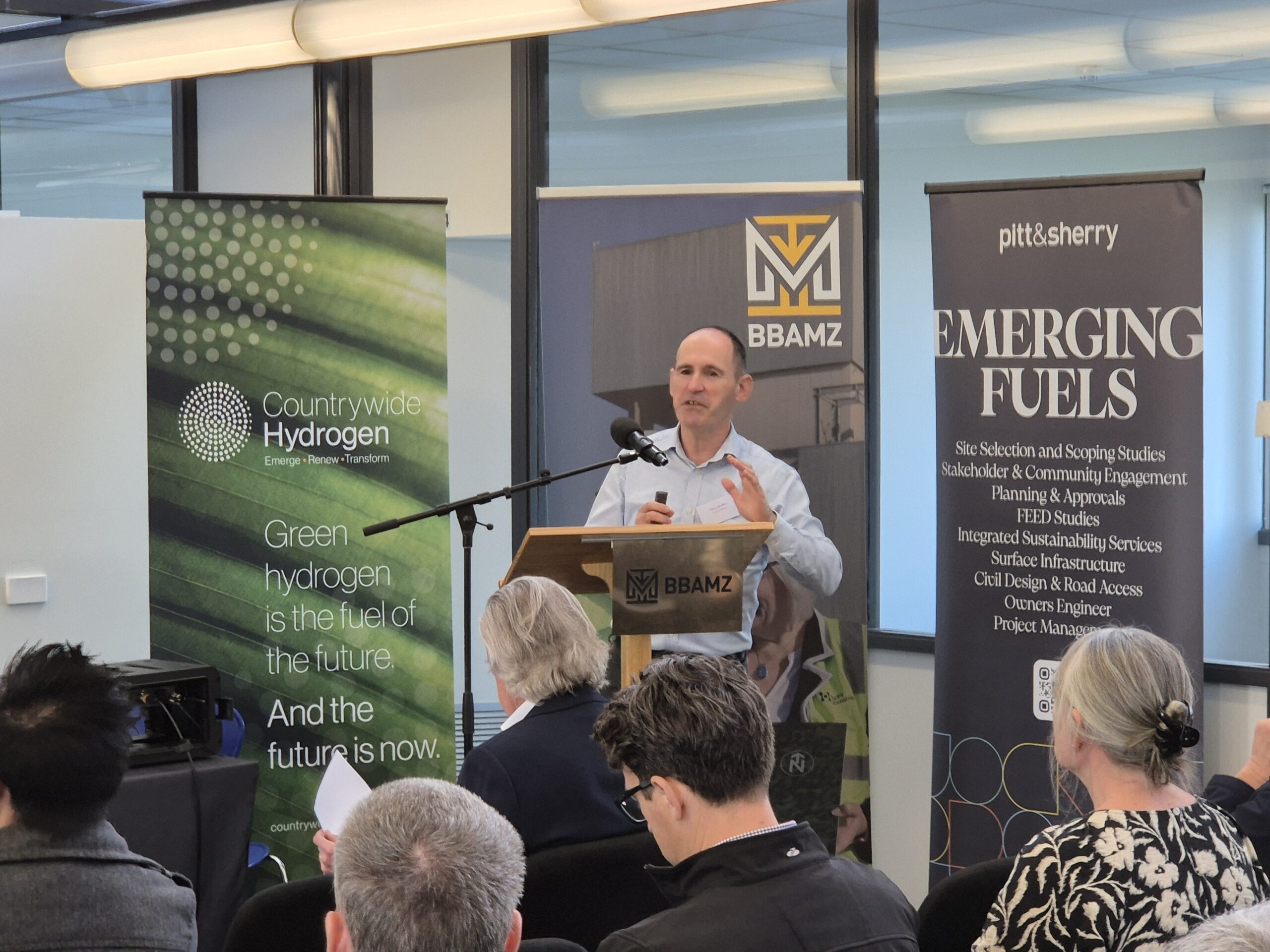 Powering Australia speaks at Hydrogen Field Day